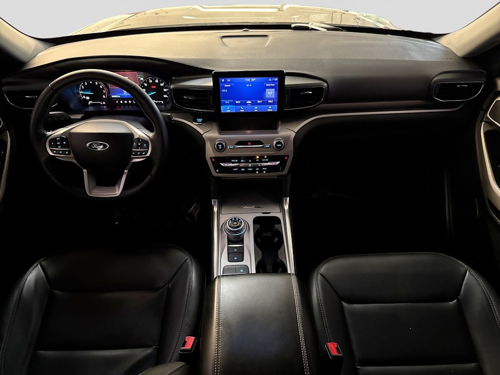 Thumbnail: 2022 Ford Explorer - 9