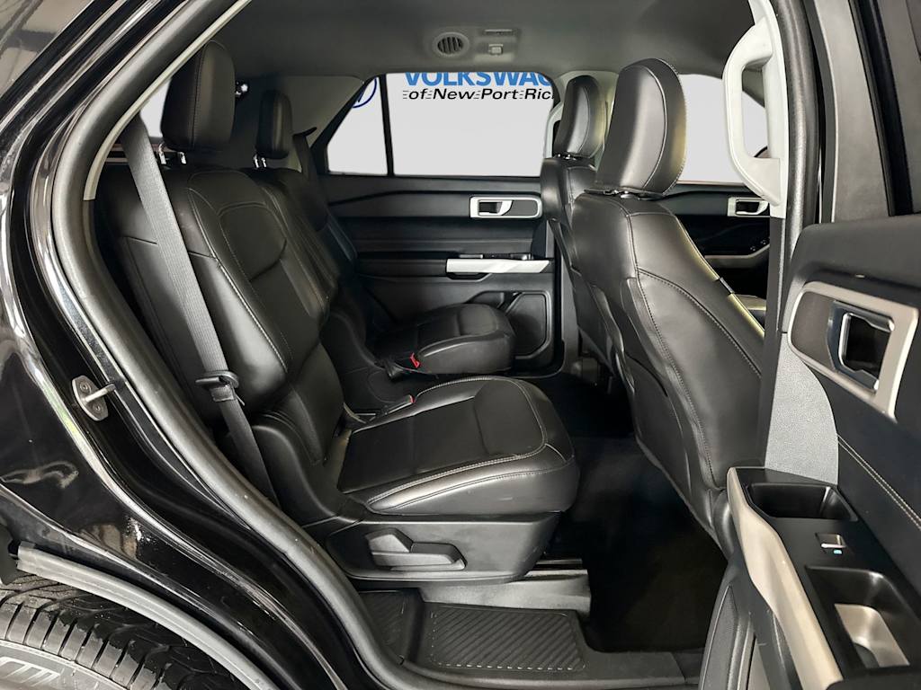 Thumbnail: 2022 Ford Explorer - 34