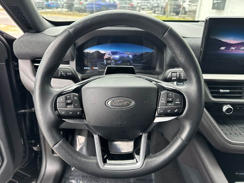 Thumbnail: 2025 Ford Explorer - 15