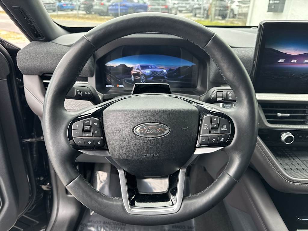 Thumbnail: 2025 Ford Explorer - 37
