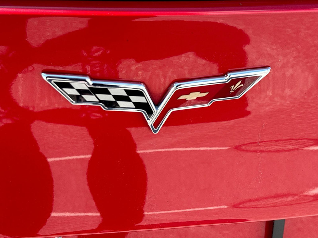Thumbnail: 2010 Chevrolet Corvette - 6