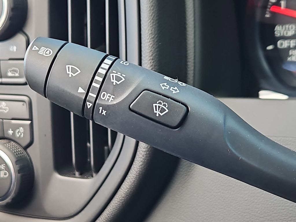 Thumbnail: 2024 Chevrolet Silverado 1500 - 30