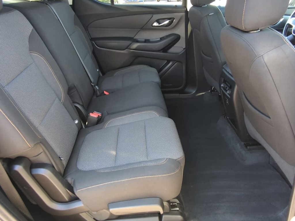 Thumbnail: 2021 Chevrolet Traverse - 27