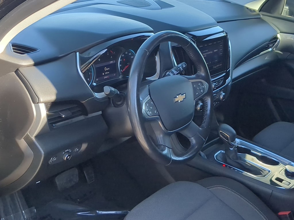 Thumbnail: 2021 Chevrolet Traverse - 2