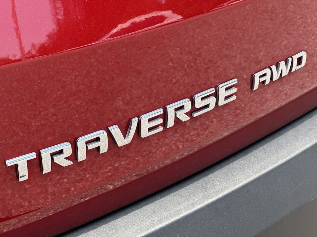 Thumbnail: 2023 Chevrolet Traverse - 31