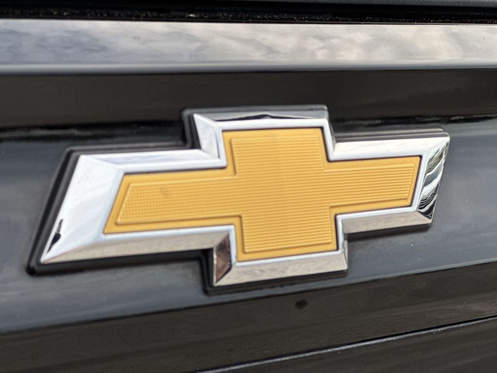 Thumbnail: 2025 Chevrolet Tahoe - 27