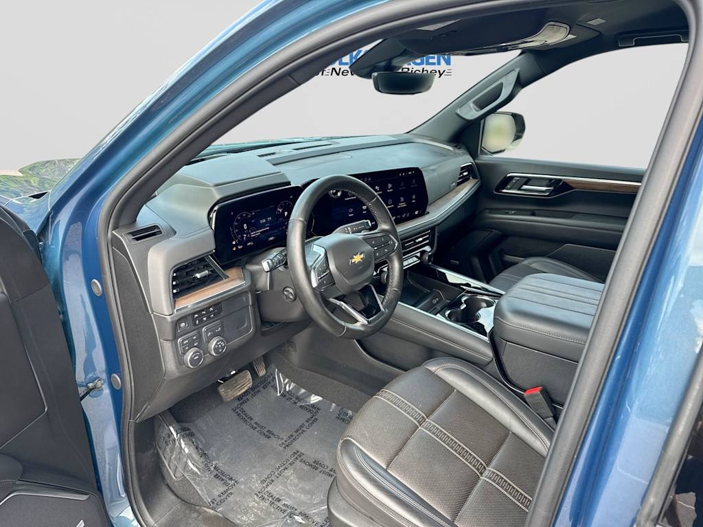 Thumbnail: 2025 Chevrolet Tahoe - 2