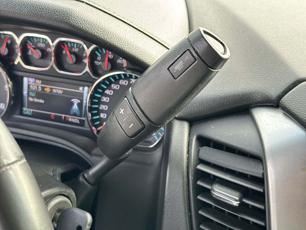 Thumbnail: 2018 Chevrolet Tahoe - 14