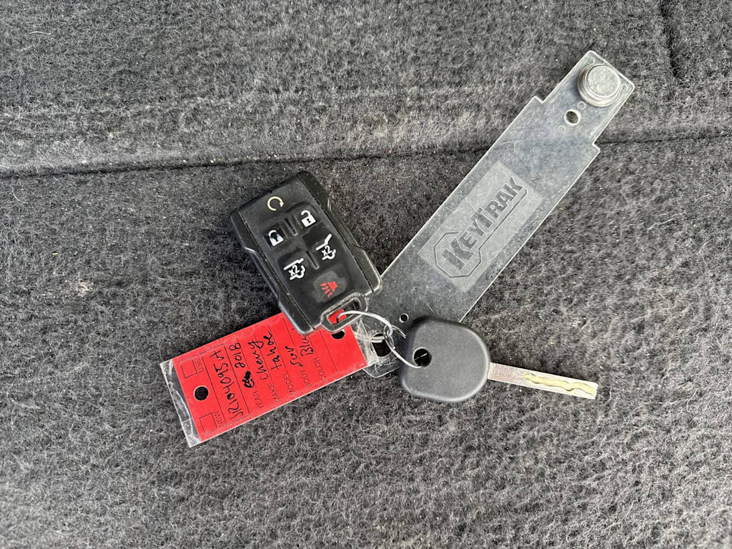 Thumbnail: 2018 Chevrolet Tahoe - 19