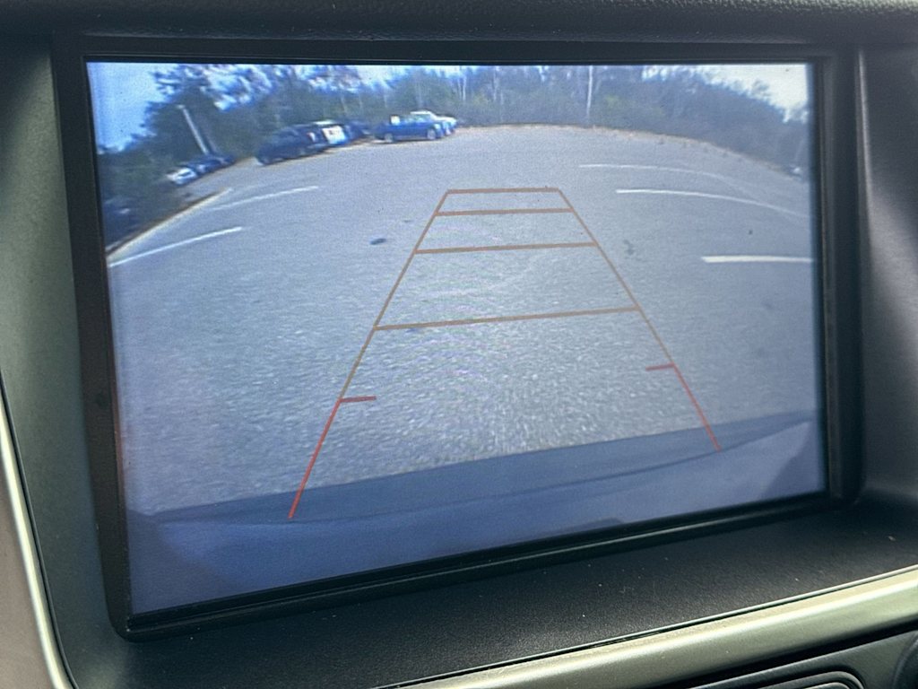 Thumbnail: 2018 Chevrolet Tahoe - 15