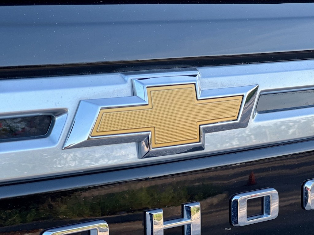 Thumbnail: 2024 Chevrolet Tahoe - 32