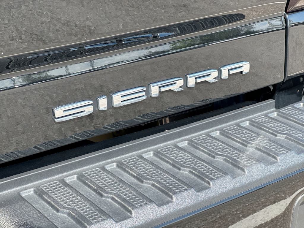 Thumbnail: 2024 GMC Sierra 3500 - 7