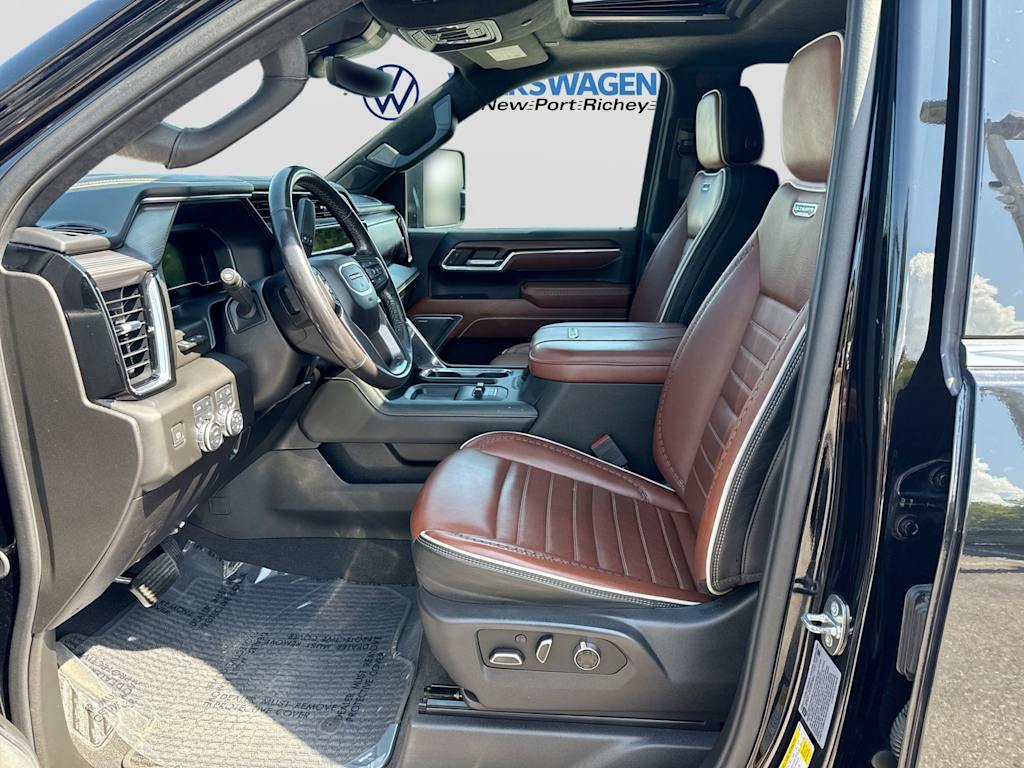 Thumbnail: 2024 GMC Sierra 3500 - 11