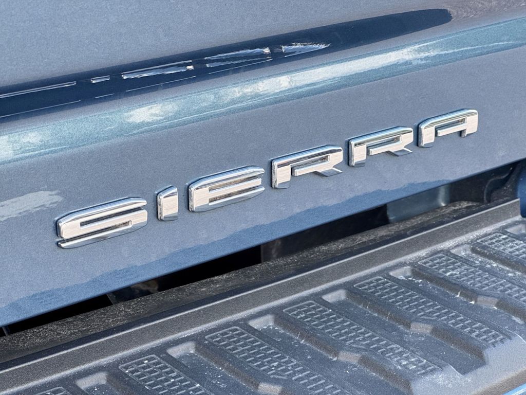 Thumbnail: 2024 GMC Sierra 3500 - 32