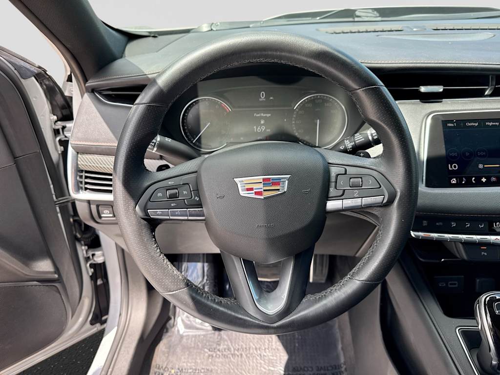 Thumbnail: 2021 Cadillac XT4 - 13