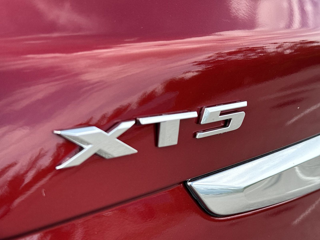 Thumbnail: 2025 Cadillac XT5 - 7