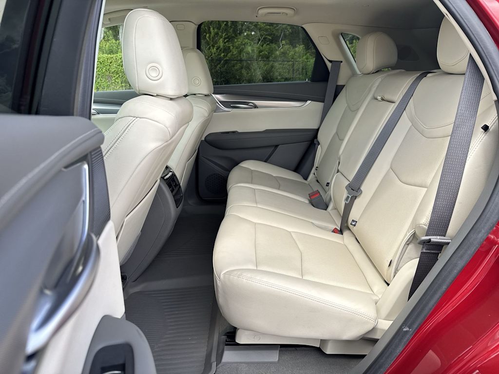 Thumbnail: 2025 Cadillac XT5 - 33