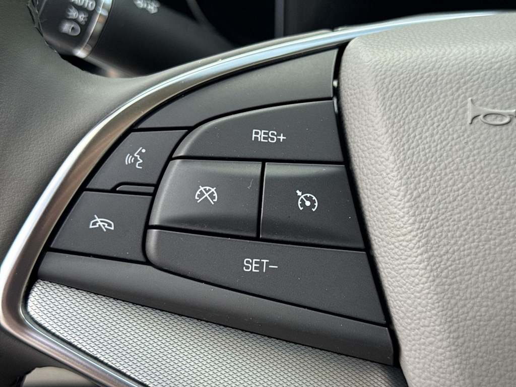 Thumbnail: 2025 Cadillac XT5 - 35