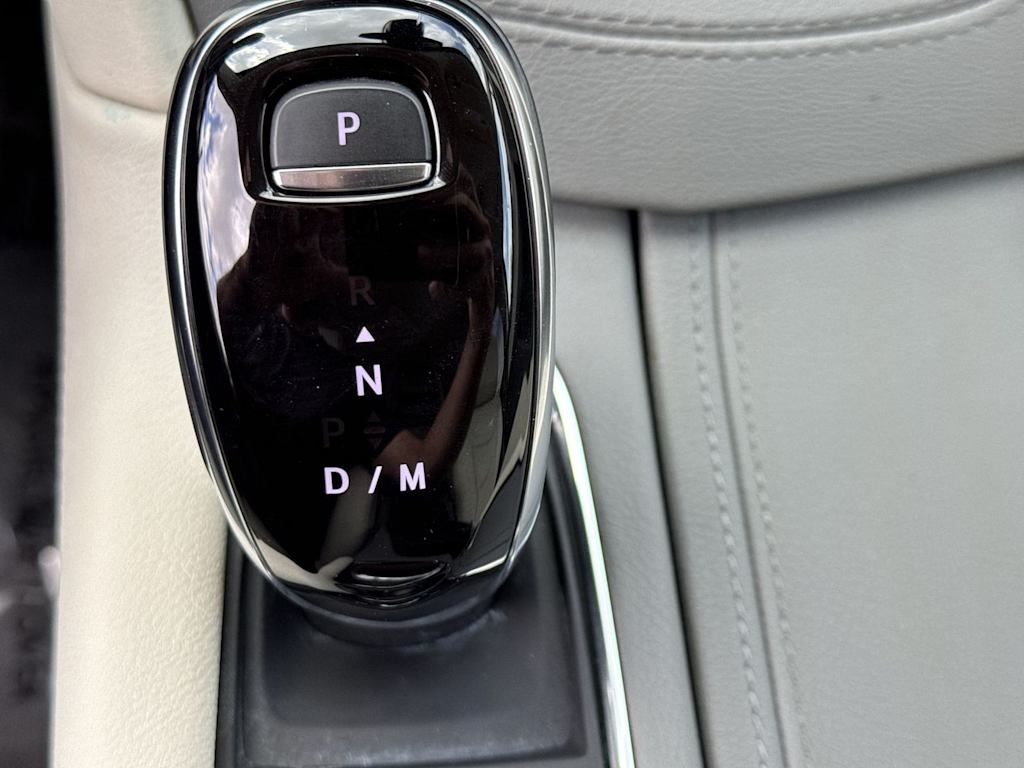 Thumbnail: 2025 Cadillac XT5 - 15