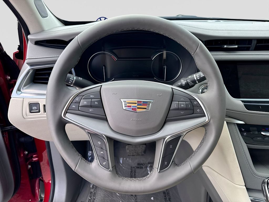 Thumbnail: 2025 Cadillac XT5 - 13