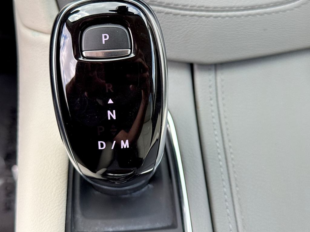 Thumbnail: 2025 Cadillac XT5 - 42