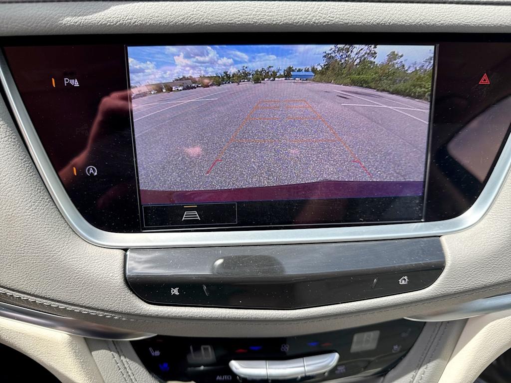 Thumbnail: 2025 Cadillac XT5 - 39