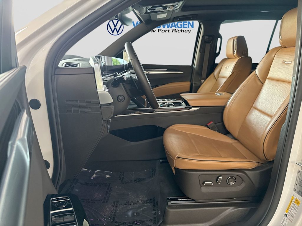 Thumbnail: 2025 Cadillac Escalade - 10