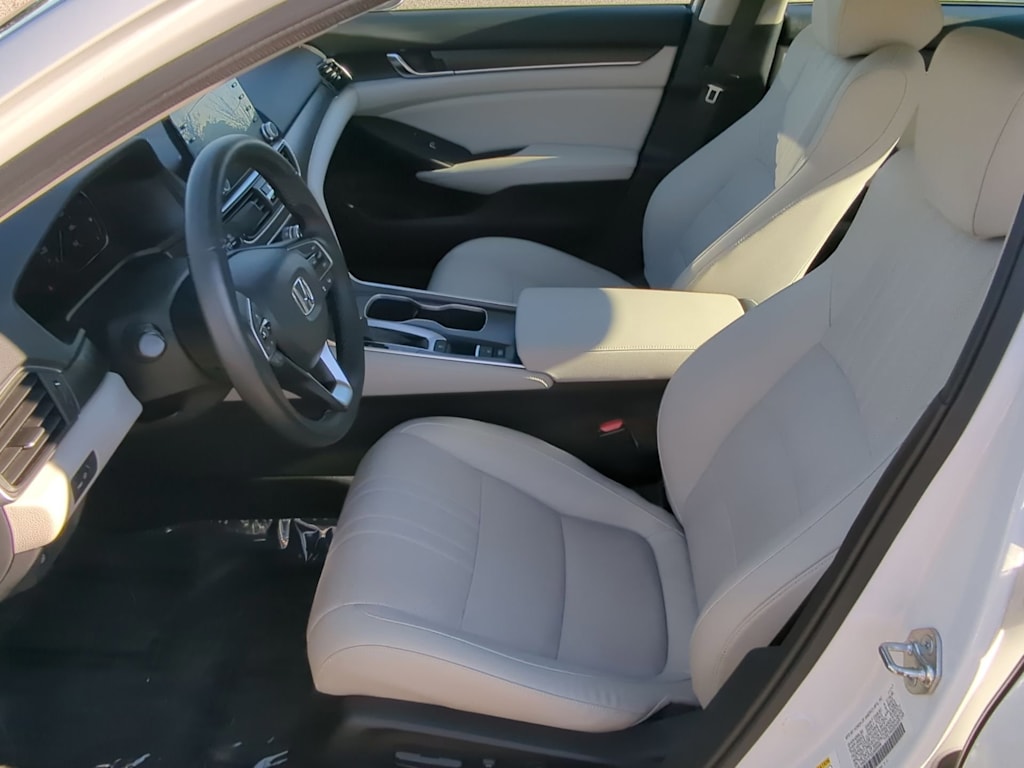 Thumbnail: 2018 Honda Accord - 11