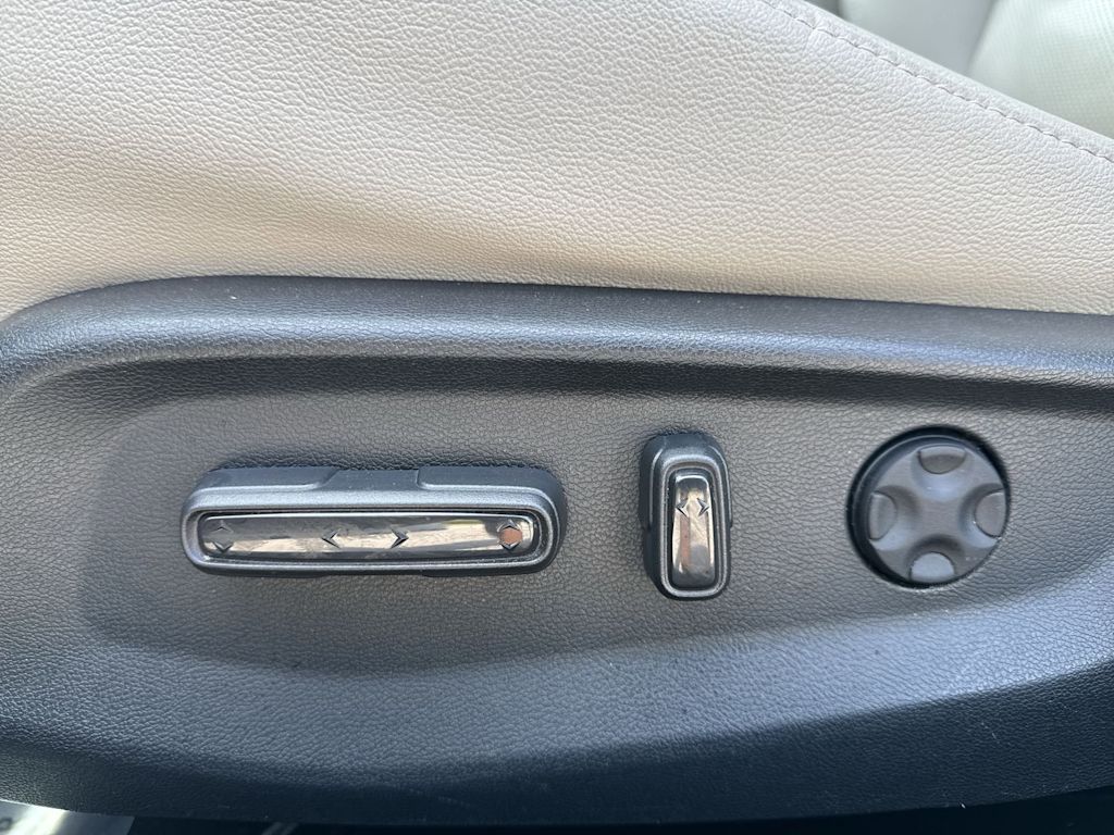 Thumbnail: 2019 Honda Accord - 30