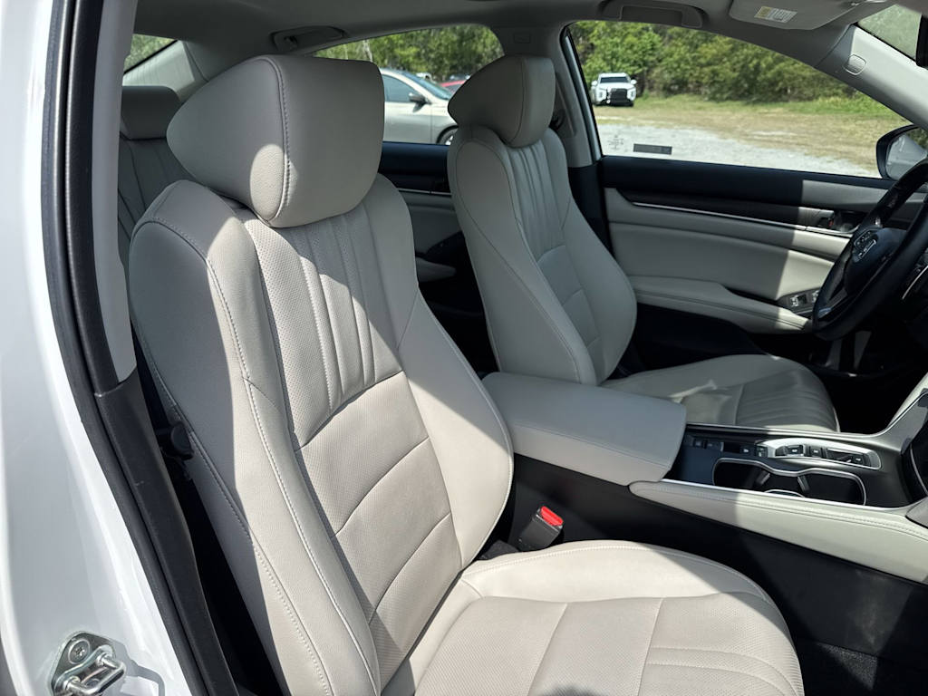 Thumbnail: 2019 Honda Accord - 12