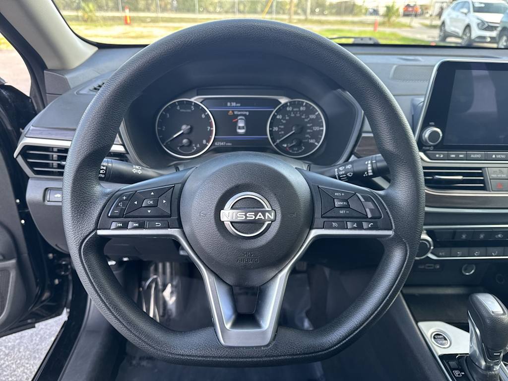 Thumbnail: 2024 Nissan Altima - 15
