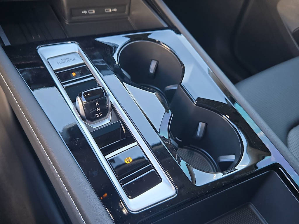 Thumbnail: 2026 Volkswagen Atlas - 16