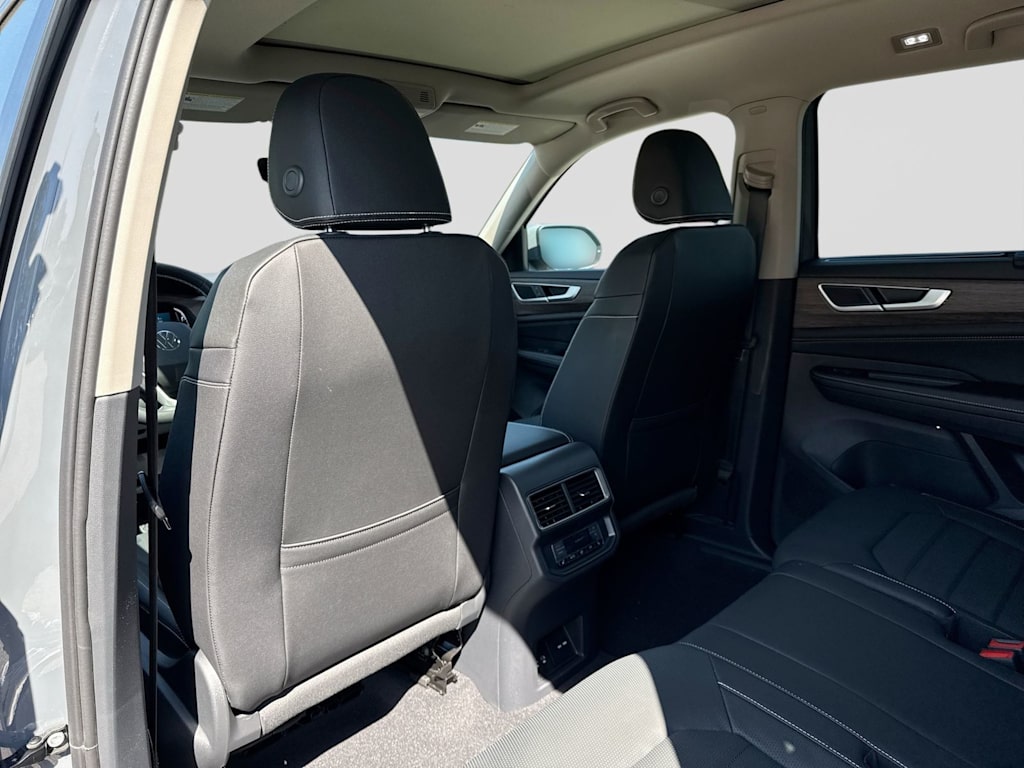 Thumbnail: 2026 Volkswagen Atlas - 13
