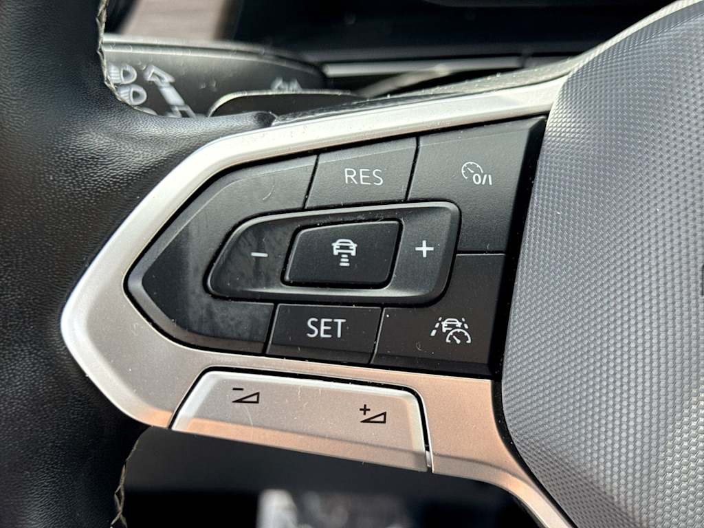 Thumbnail: 2024 Volkswagen Atlas - 35