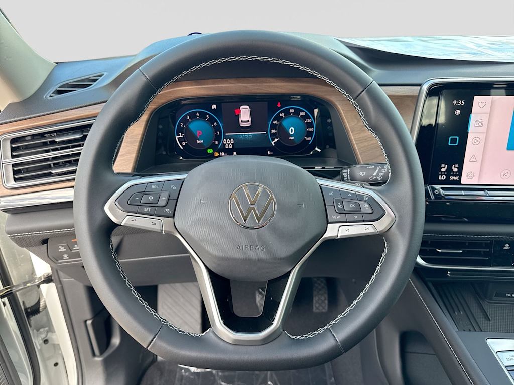 Thumbnail: 2026 Volkswagen Atlas - 14