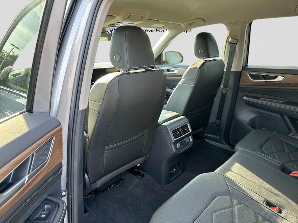 Thumbnail: 2026 Volkswagen Atlas - 13