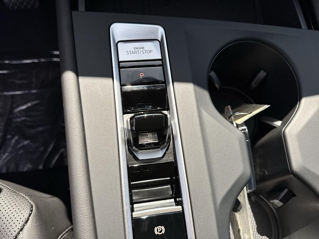 Thumbnail: 2026 Volkswagen Atlas - 16