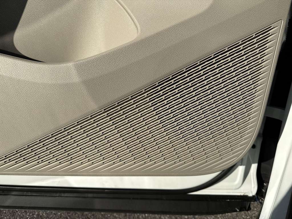 Thumbnail: 2026 Volkswagen Atlas - 17