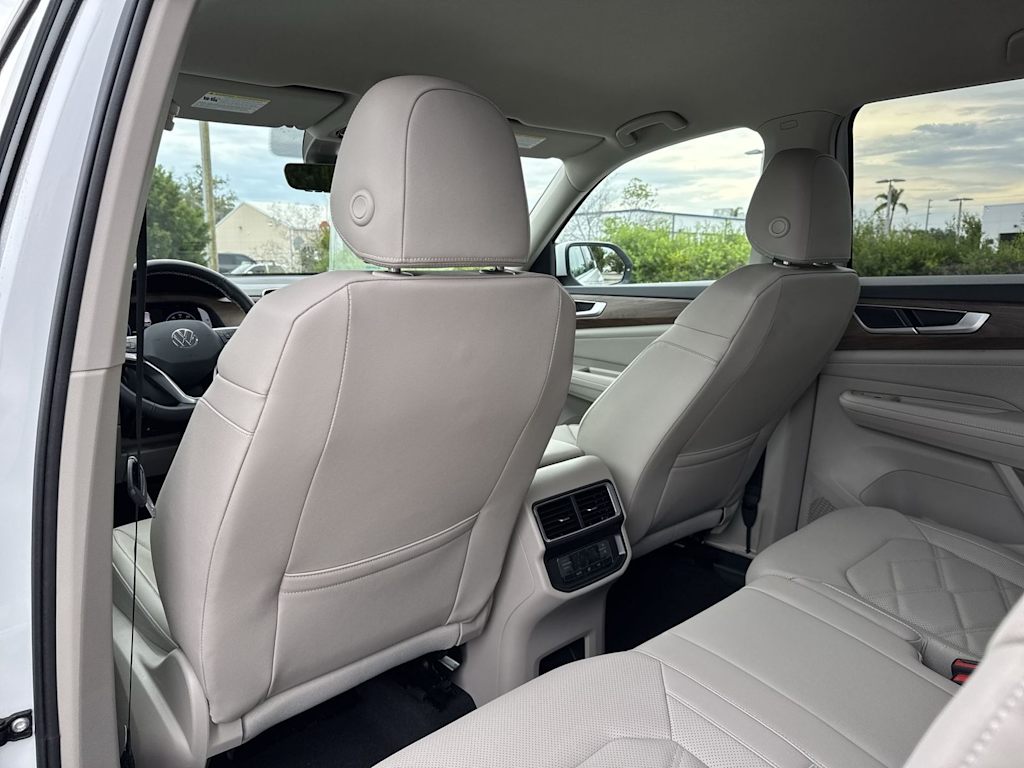 Thumbnail: 2026 Volkswagen Atlas - 24