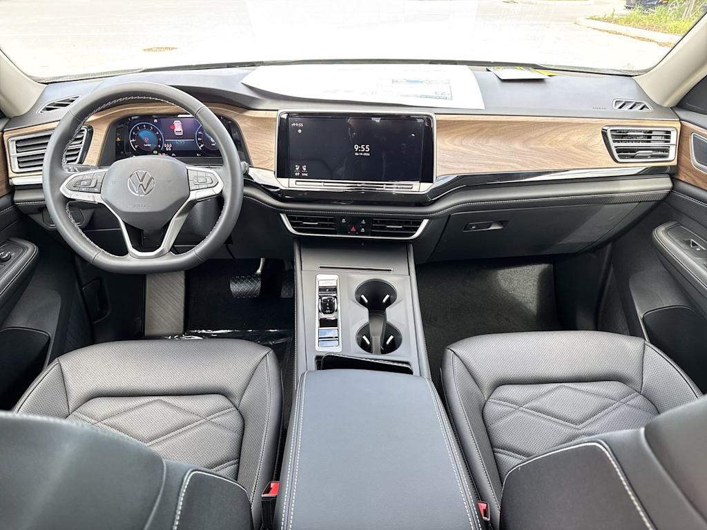 Thumbnail: 2026 Volkswagen Atlas - 10