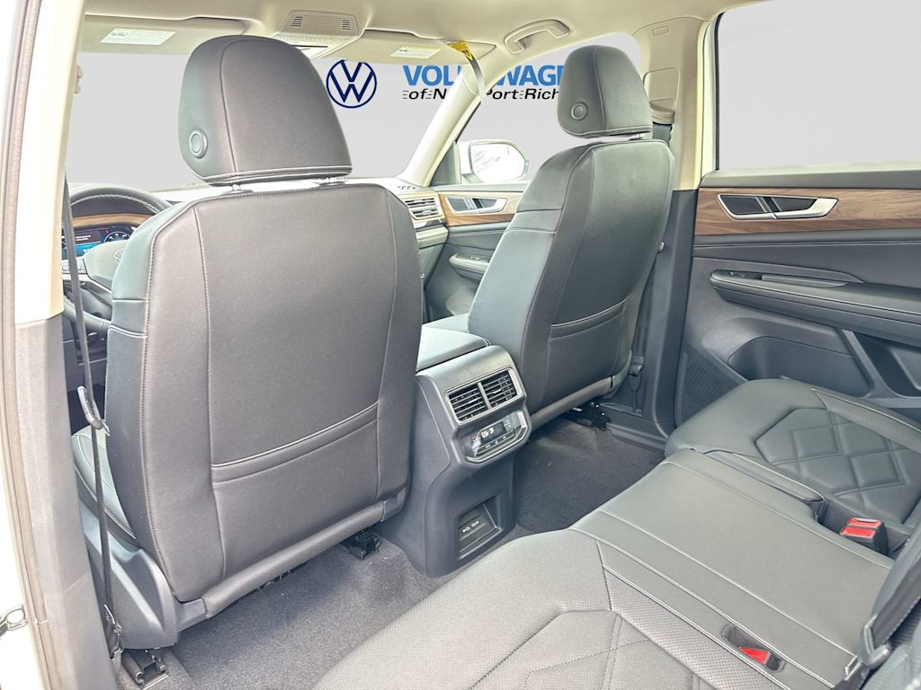 Thumbnail: 2026 Volkswagen Atlas - 13