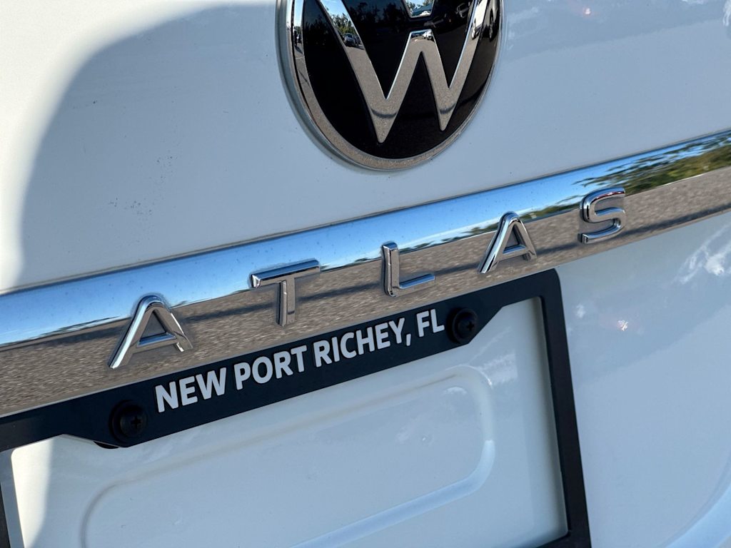 Thumbnail: 2021 Volkswagen Atlas - 31