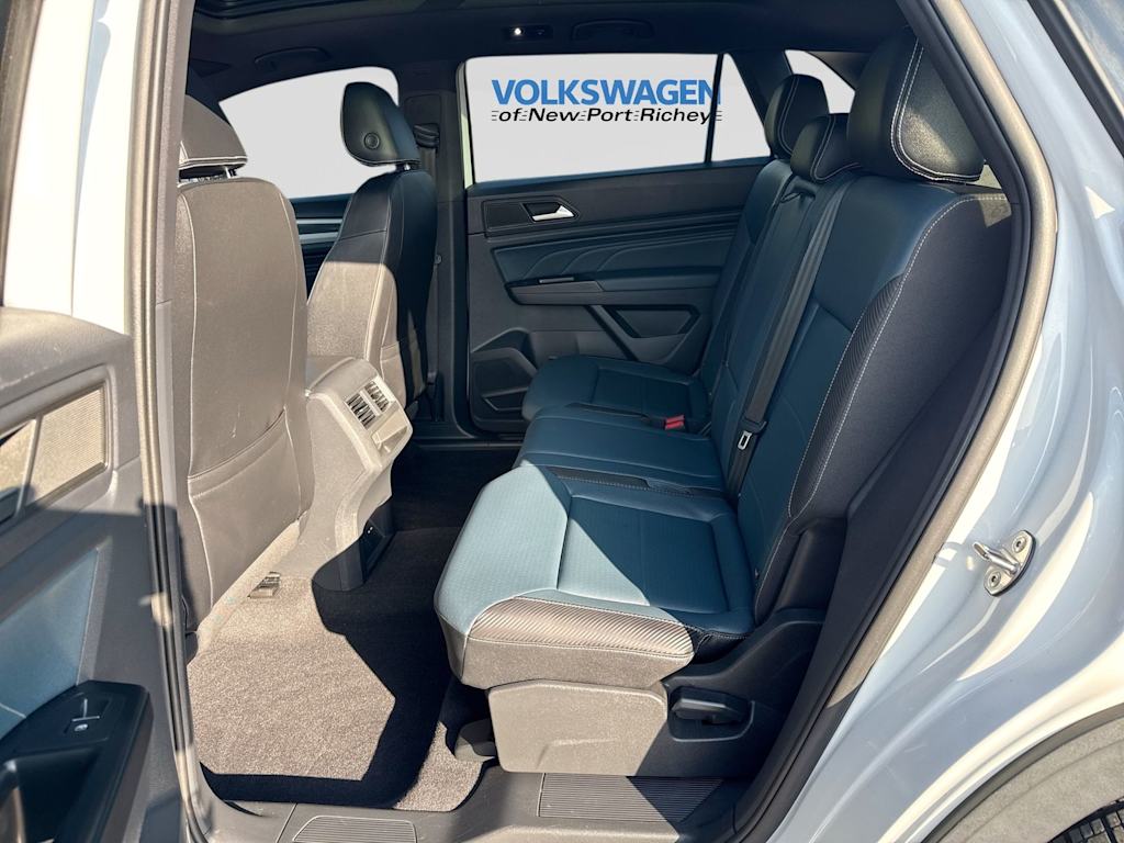 Thumbnail: 2021 Volkswagen Atlas - 33