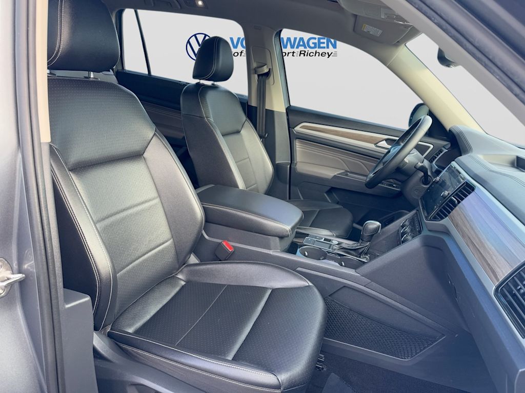 Thumbnail: 2021 Volkswagen Atlas - 11
