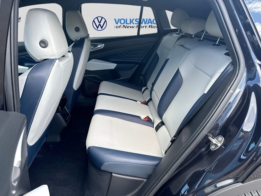 Thumbnail: 2023 Volkswagen ID.4 - 31