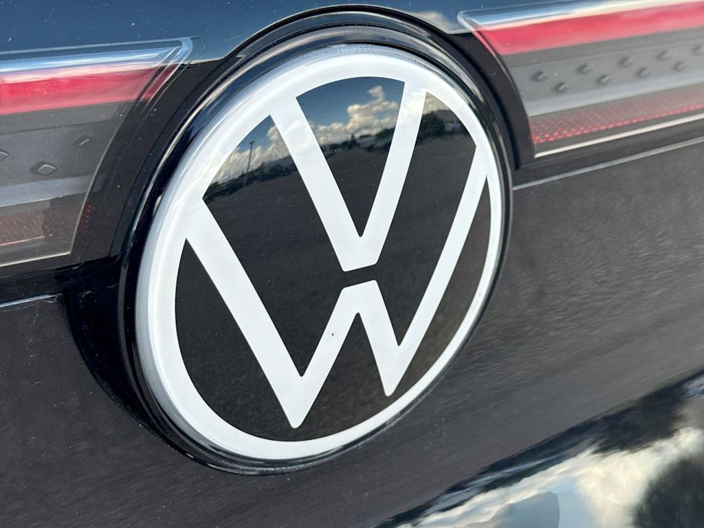 Thumbnail: 2023 Volkswagen ID.4 - 7