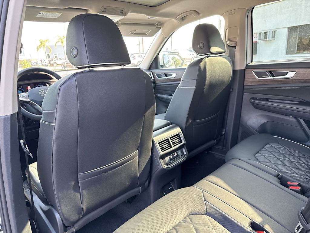 Thumbnail: 2026 Volkswagen Atlas - 13