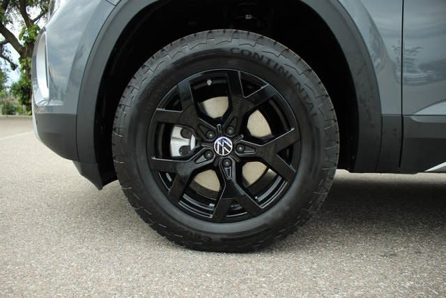 Thumbnail: 2024 Volkswagen Atlas - 9