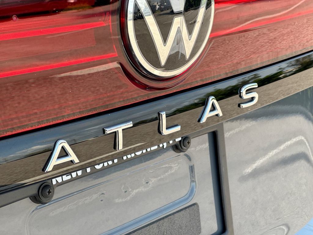 Thumbnail: 2024 Volkswagen Atlas - 32