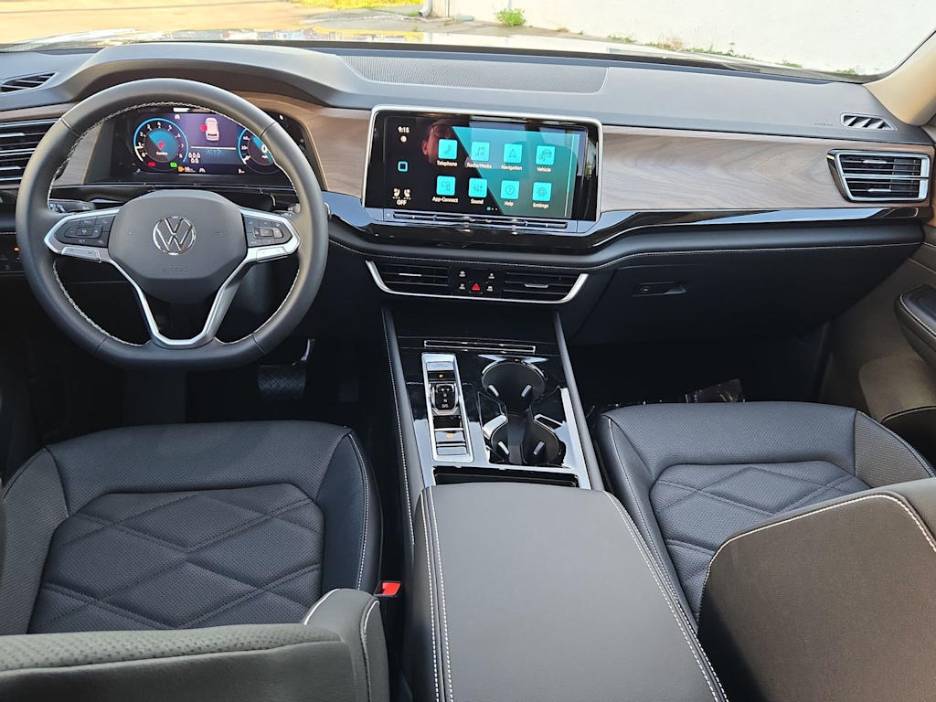 Thumbnail: 2026 Volkswagen Atlas - 10